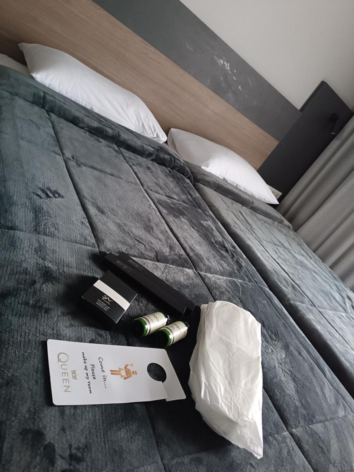 Paralía Elizabeth Queen Luxury Rooms المظهر الخارجي الصورة
