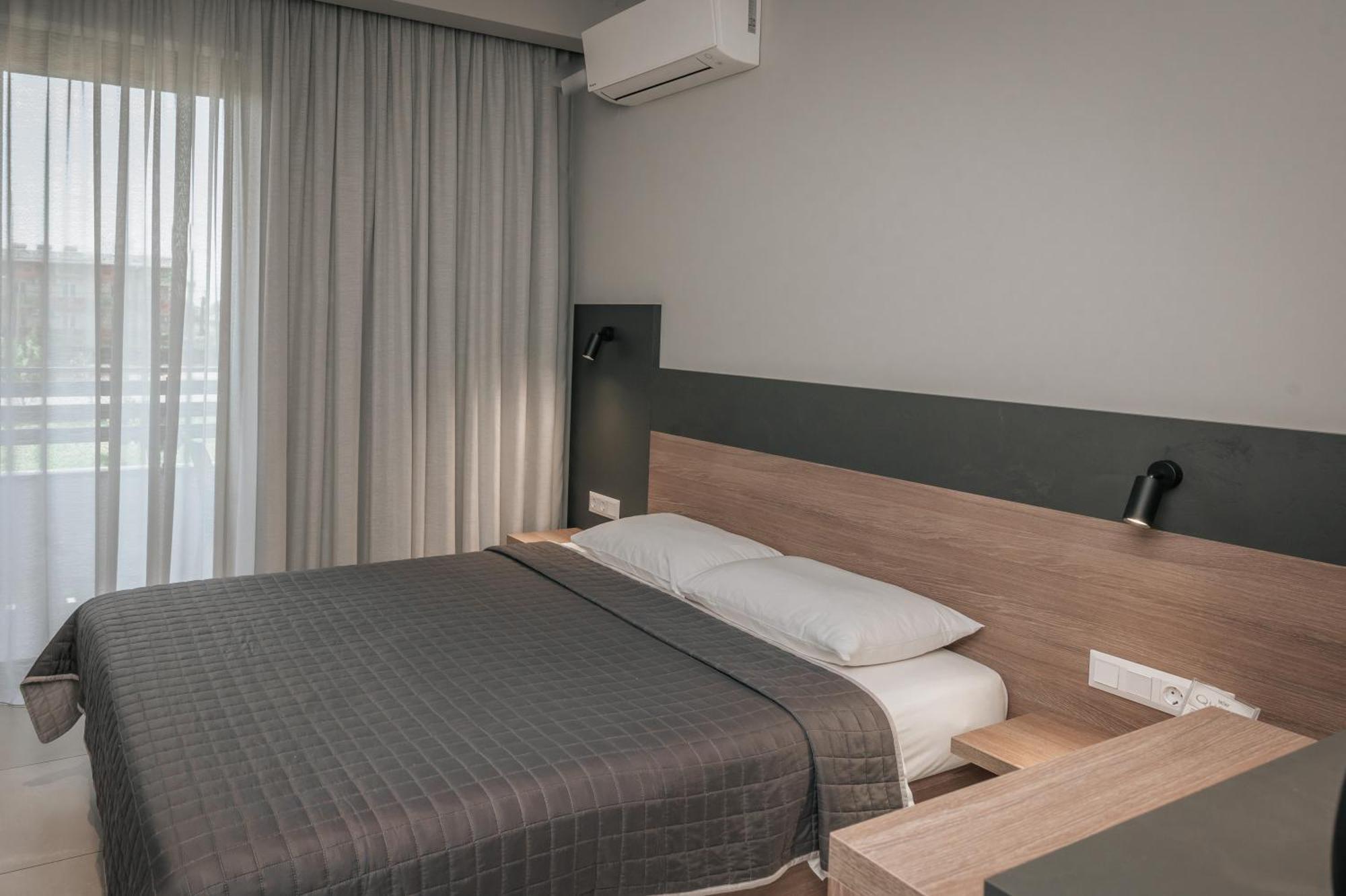 Paralía Elizabeth Queen Luxury Rooms المظهر الخارجي الصورة