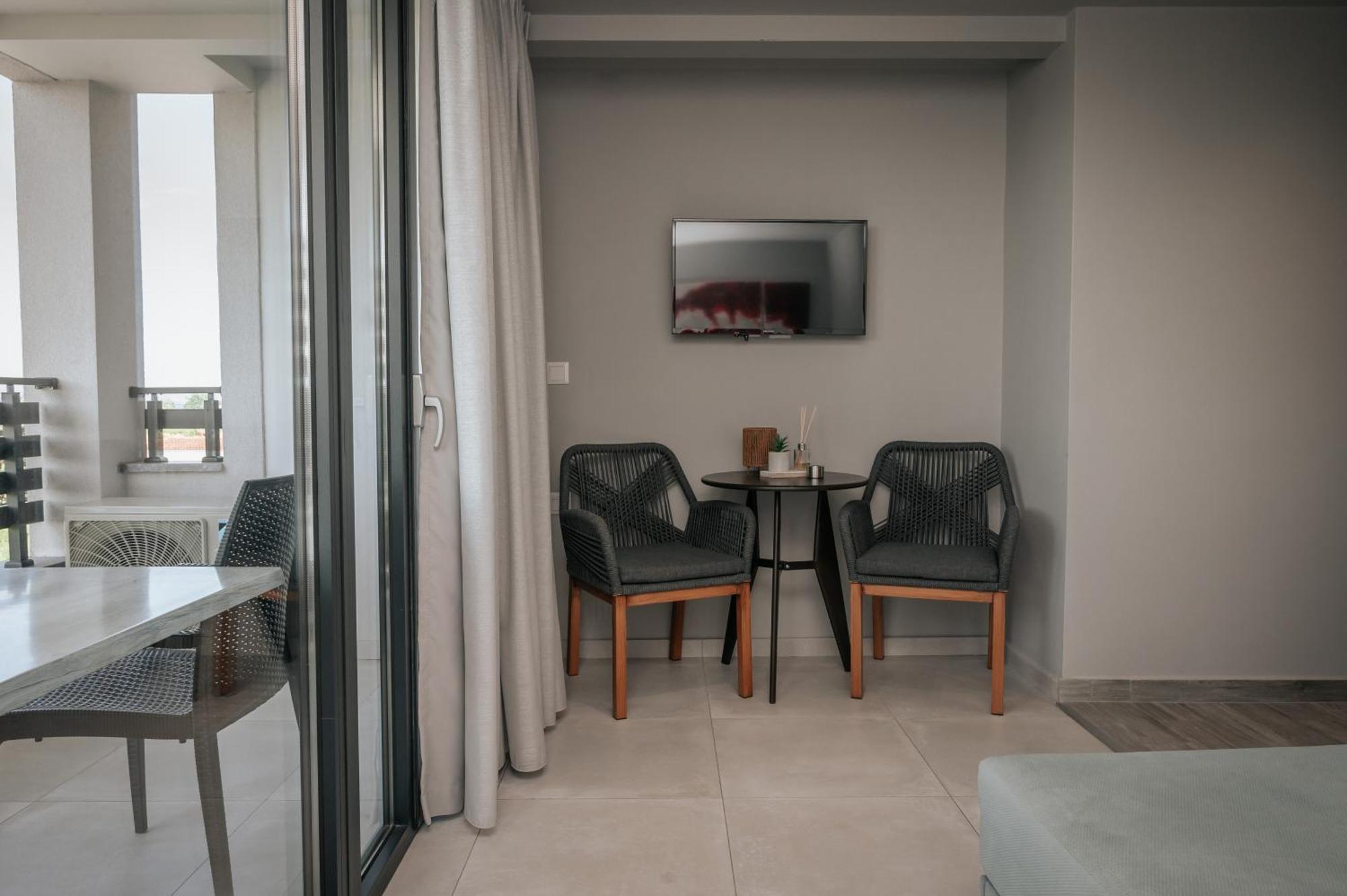 Paralía Elizabeth Queen Luxury Rooms المظهر الخارجي الصورة