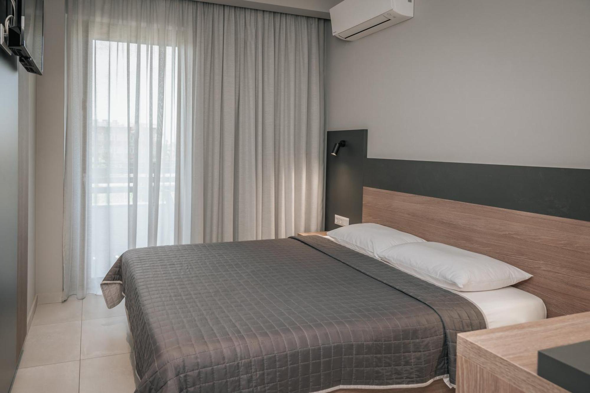 Paralía Elizabeth Queen Luxury Rooms المظهر الخارجي الصورة