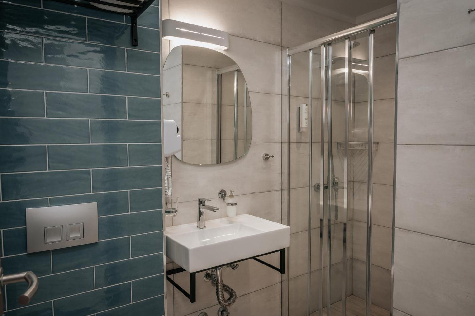 Paralía Elizabeth Queen Luxury Rooms المظهر الخارجي الصورة
