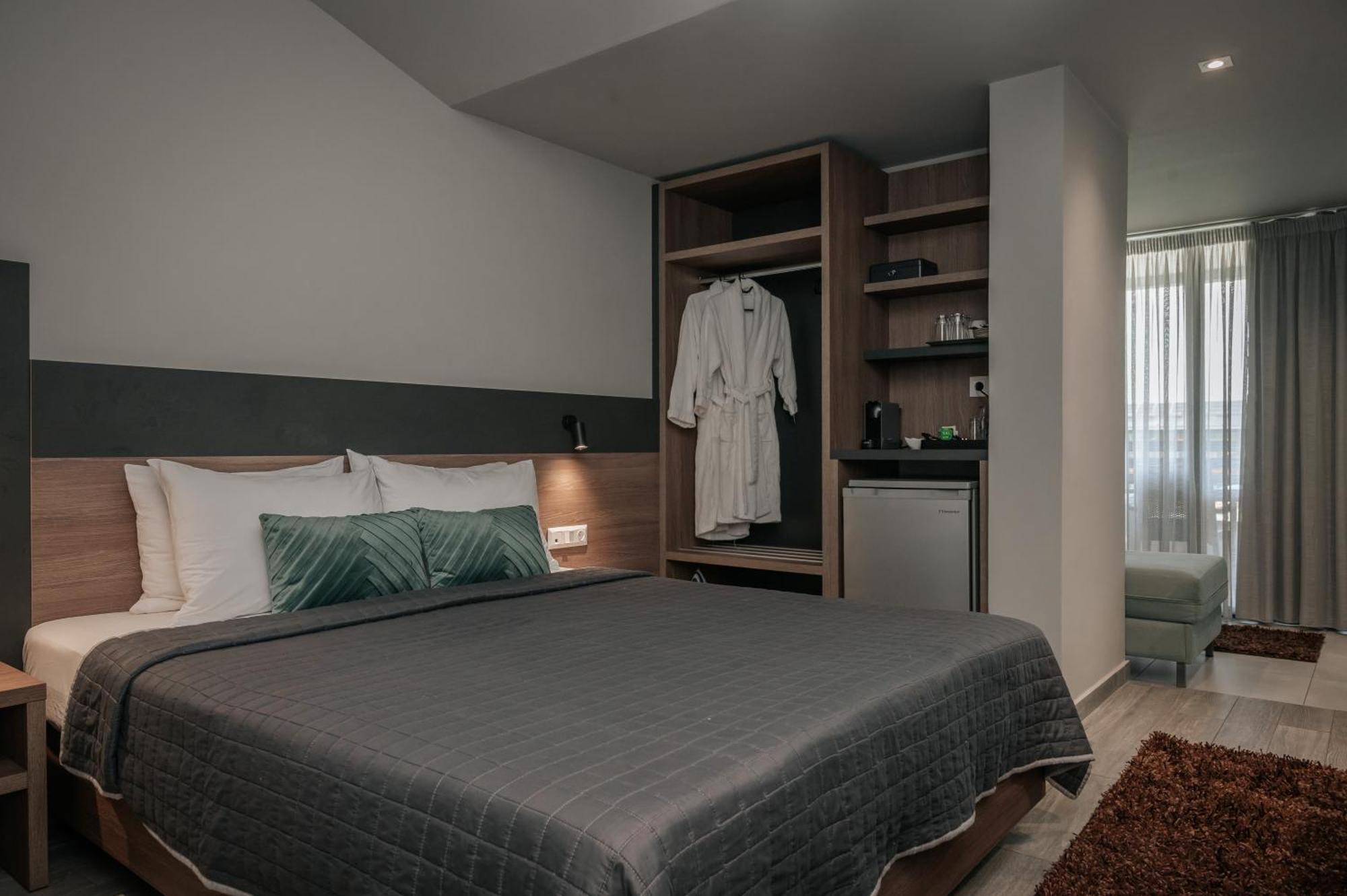 Paralía Elizabeth Queen Luxury Rooms المظهر الخارجي الصورة